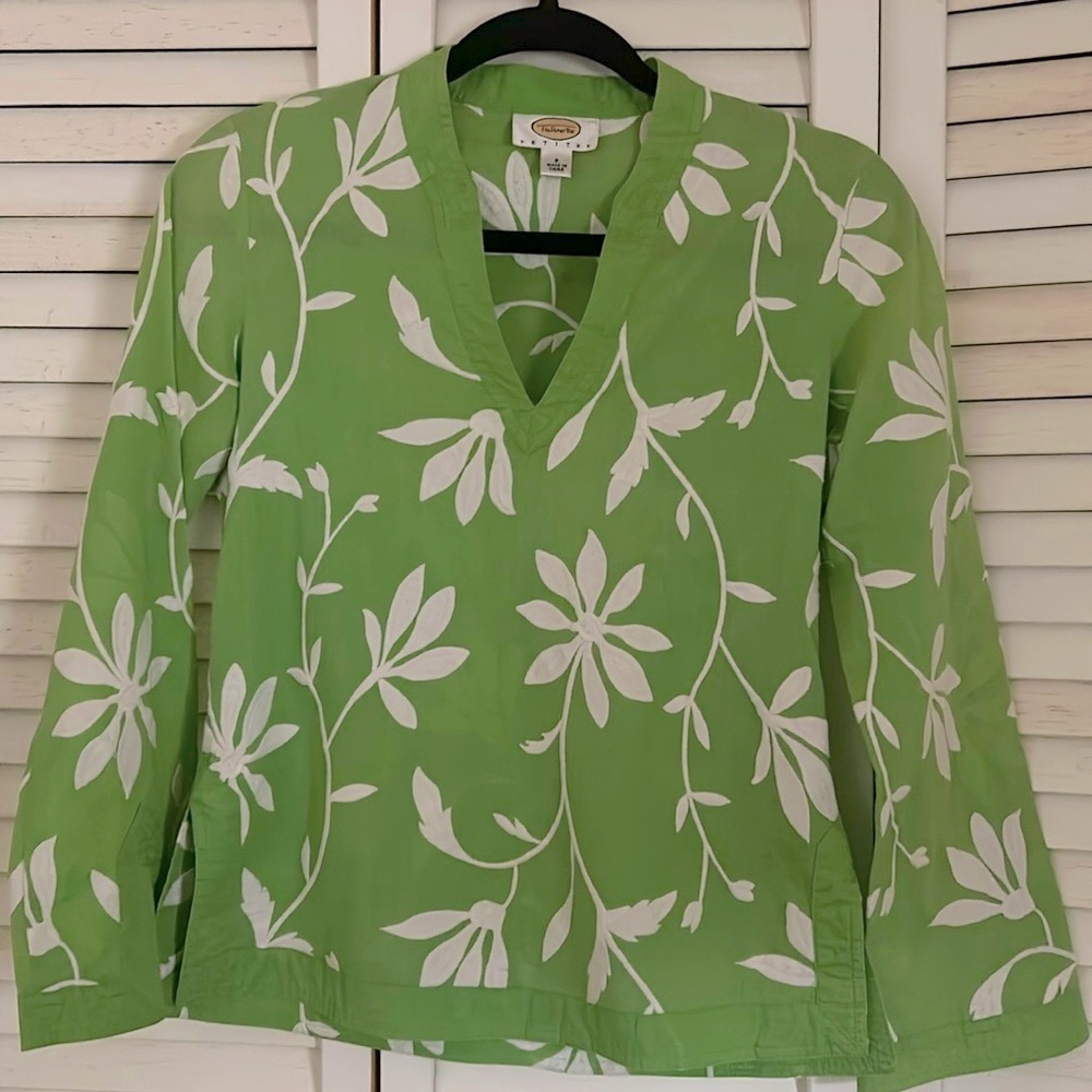 Talbots Petite Spring Green Embroidered Top